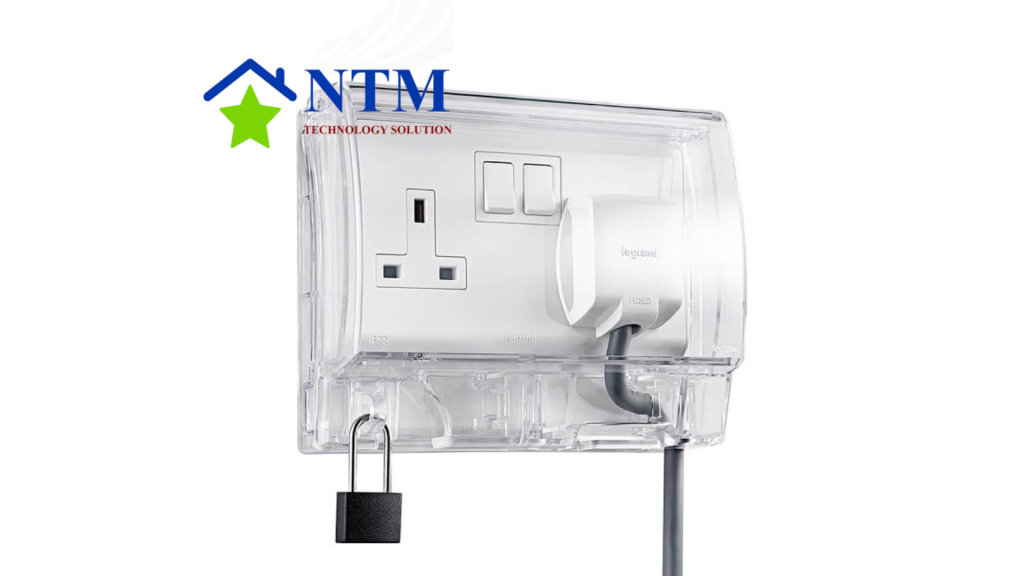 Ổ cắm chống thấm Legrand